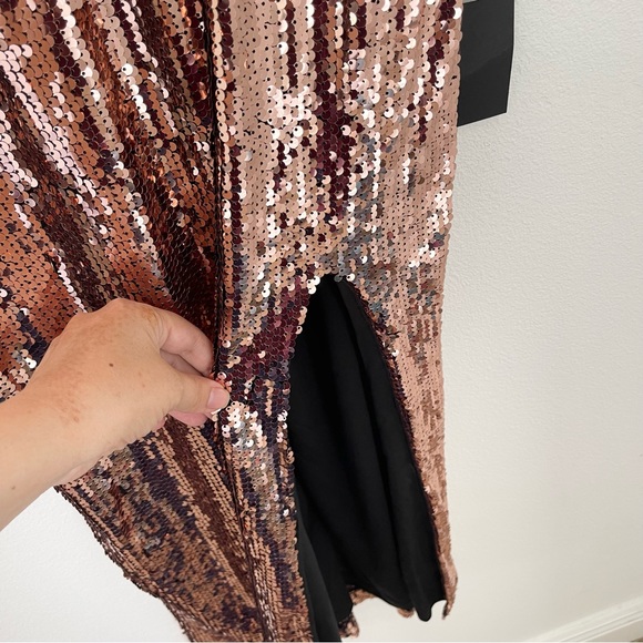 Lulu’s Spectacular Moments Rose Gold Sequin Midi Dress. Size S - Picture 8 of 13